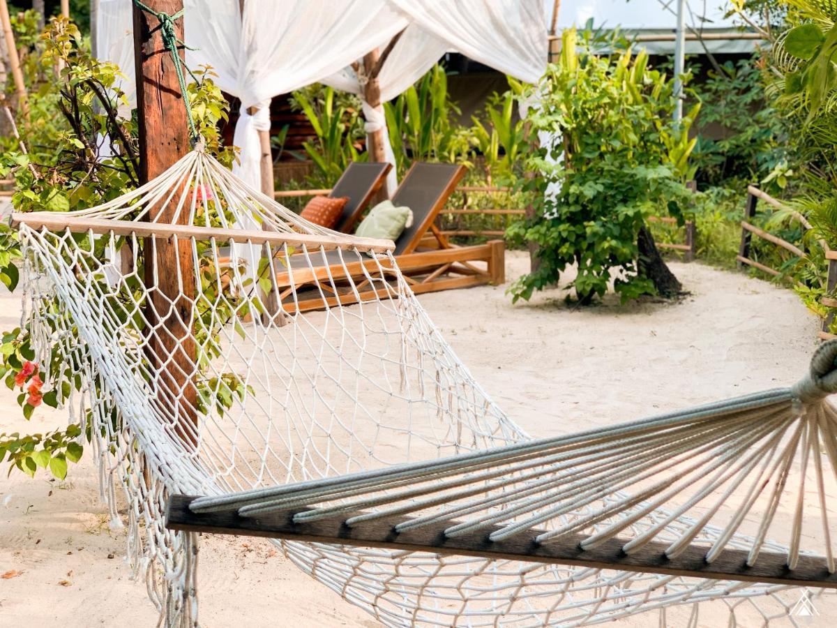 La Cocoteraie Ecolodge - Luxury Glamping Tents Gili Trawangan Buitenkant foto